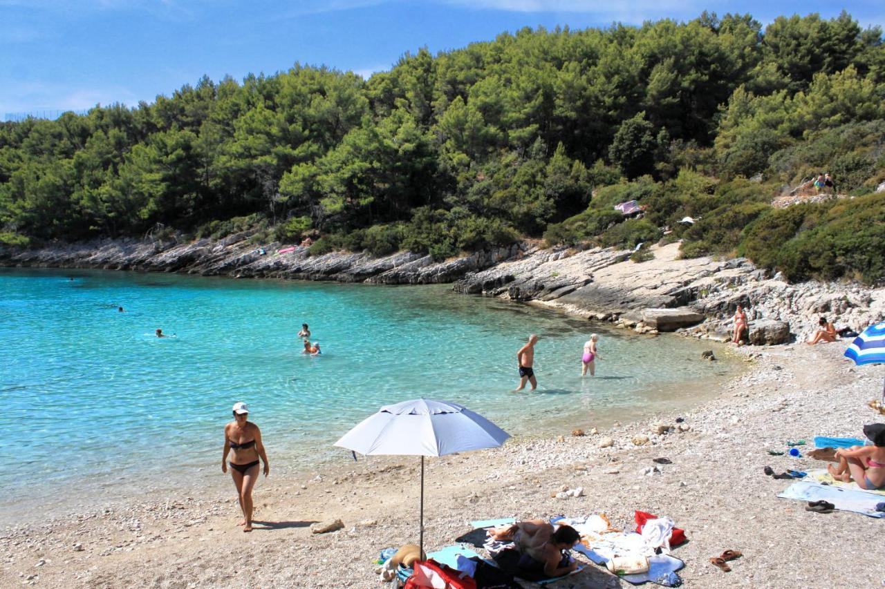 Apartments By The Sea Zavalatica, Korcula - 546 Εξωτερικό φωτογραφία